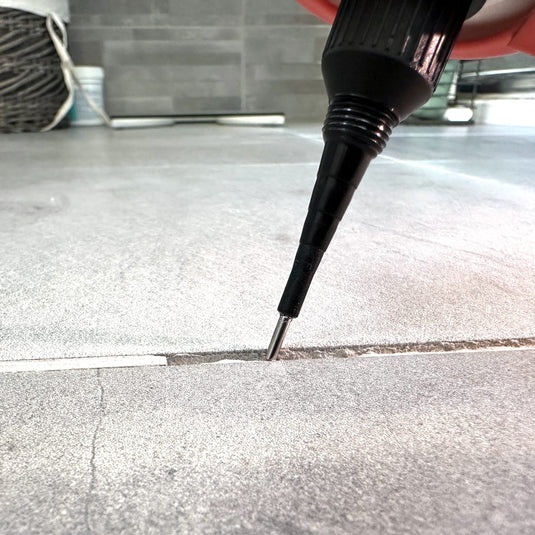 Fix a floor with Injectafix Precision -300ml | Fix for Loose Tiles